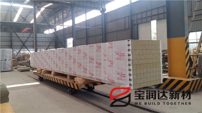 使用鋼結(jié)構(gòu)施工的時(shí)候需要注意什么