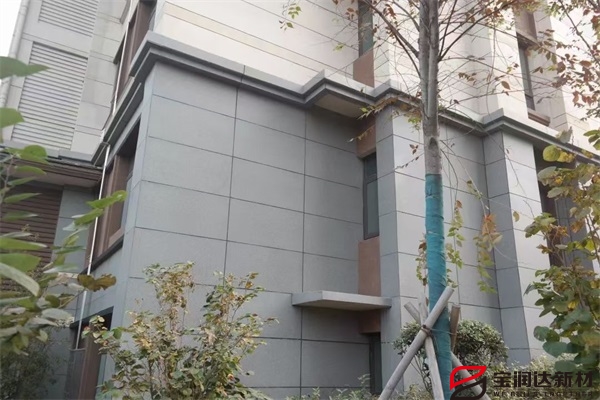 住宅樓應(yīng)用保溫裝飾一體板