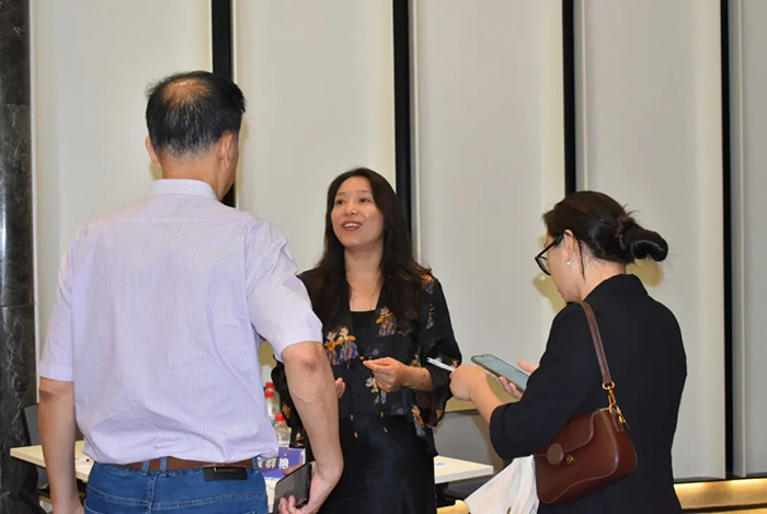 億天凈化總經理出席生物制藥與醫療器械研討廠房建設沙龍,并發表演講